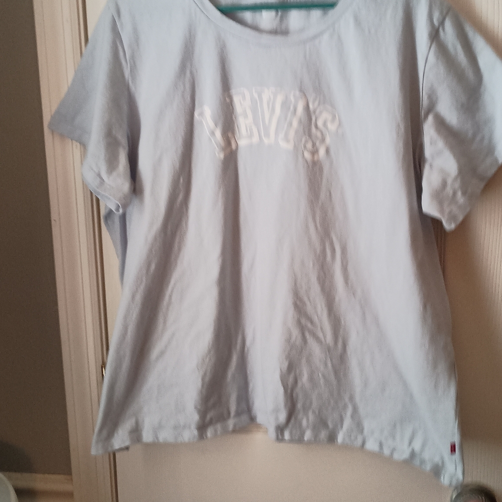Levi's Women's Sky Blue Tee